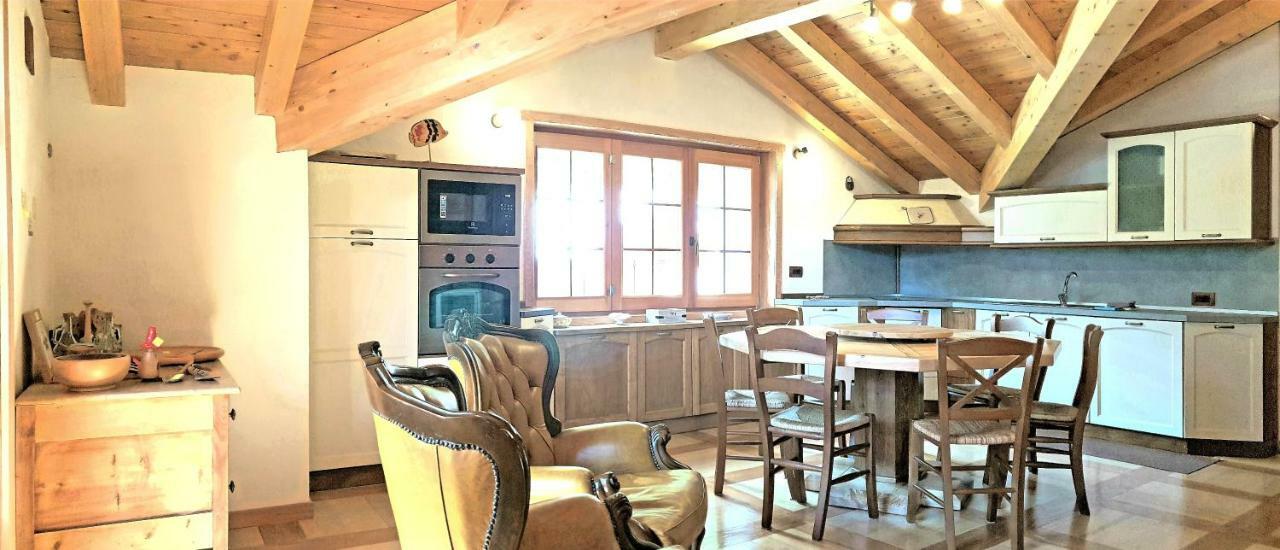 Villa Casa Vacanza In Tipico Chalet Di Montagna à Varzo Extérieur photo